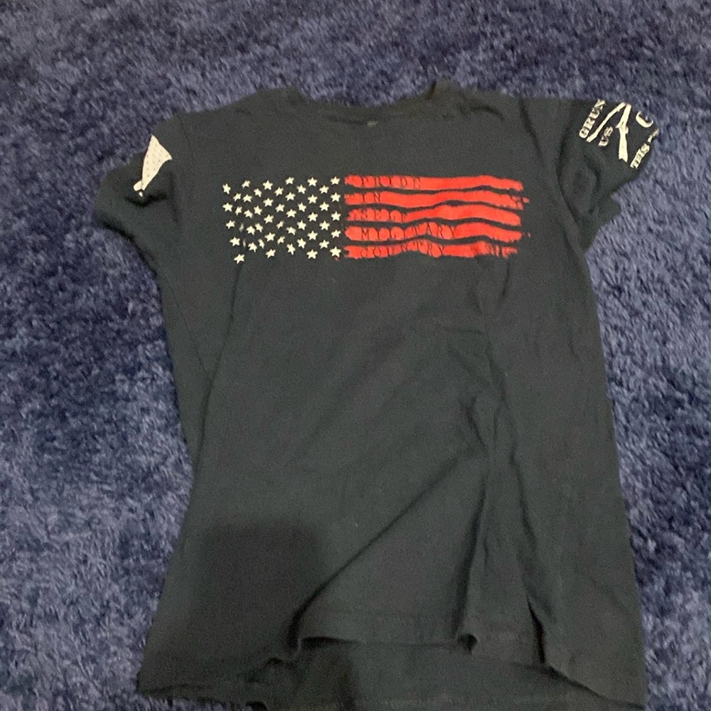 Grunt style American logo tee
